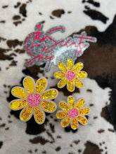 Load image into Gallery viewer, Daisy