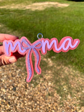 Load image into Gallery viewer, Mama W/ Bow