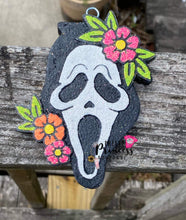 Load image into Gallery viewer, Floral Scream