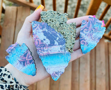 Load image into Gallery viewer, Arrowhead