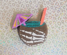 Load image into Gallery viewer, Skelly Coconut Cocktail