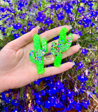 Load image into Gallery viewer, Cactus *VENT CLIP SIZE*