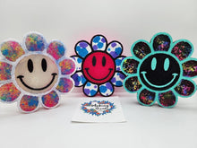 Load image into Gallery viewer, Smiley Flower
