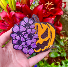 Load image into Gallery viewer, Sweet N Spooky Pumpkin