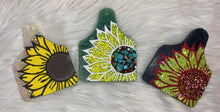 Load image into Gallery viewer, Sunflower Cow Tag