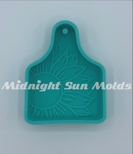 Load image into Gallery viewer, Sunflower Cow Tag