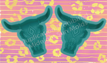 Load image into Gallery viewer, Aztec Bull Skull *VENT CLIP SIZE*
